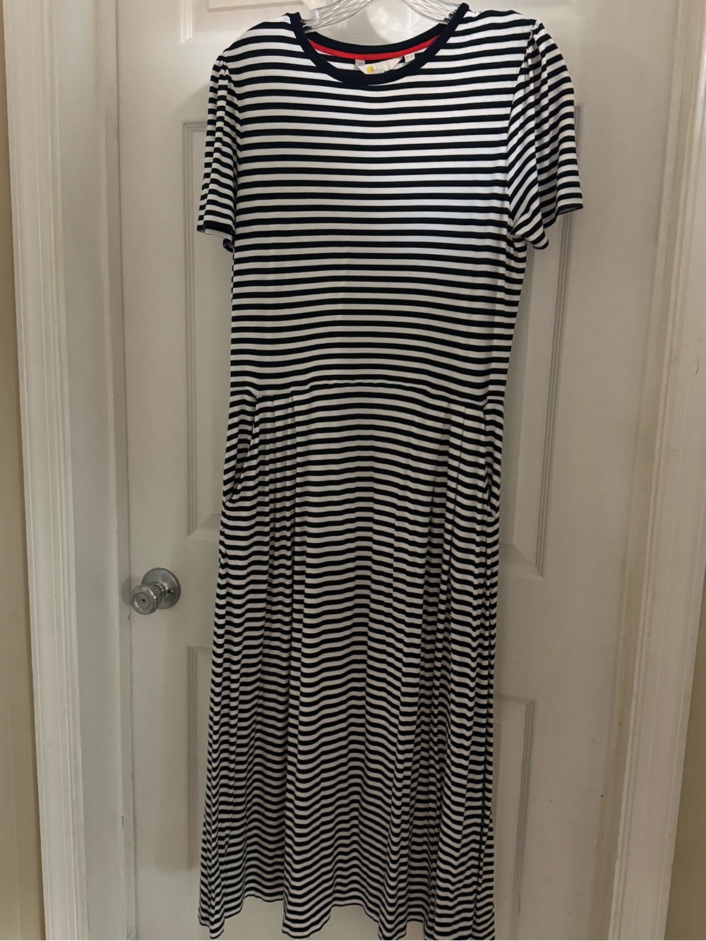 Women’s Navy and White Striped Short-Sleeve Midi Dress